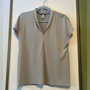 H&M Light Gray Short Sleeve V-Neck Top